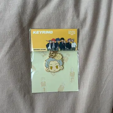 DARK MOON 키링 이안