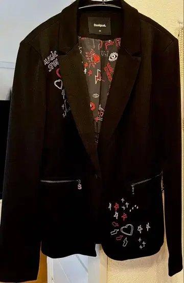 Desigual 블랙 테일러드 자켓 사이즈 44