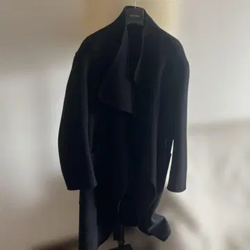 +J 캐시미어 혼방 블랙 울 롱 코트