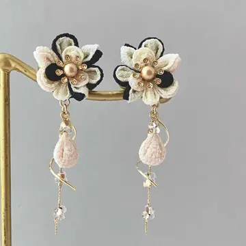 no.43 블랙 x 아이보리 뉘앙스 귀걸이 귀찌 일본풍 기모노