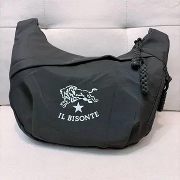 일비종떼 숄더백 블랙