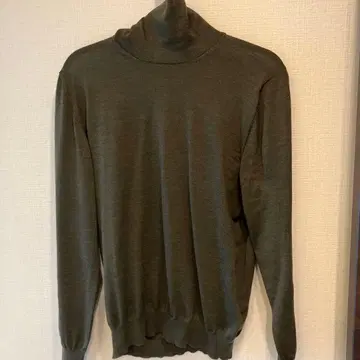 라르디니 터틀넥 스웨터 48