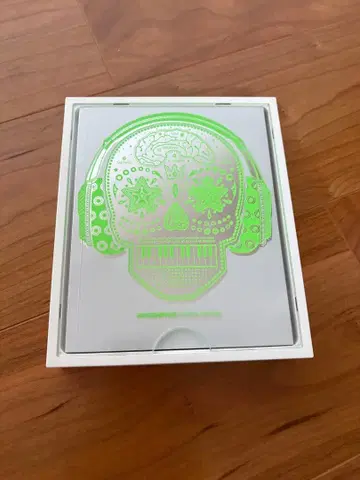 BIGBANG 스컬 디자인 CD 특별판