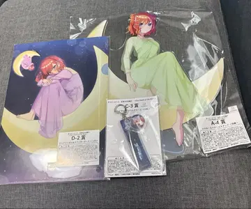 5등분의 신부 캐릭터 복권 A상 네잎 메가 BIG 아크릴 스탠드 덤 포함