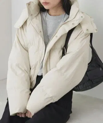 모노마트 2WAY 숏 기장 충전솜 블루종 / 발수 방풍 다운 자켓