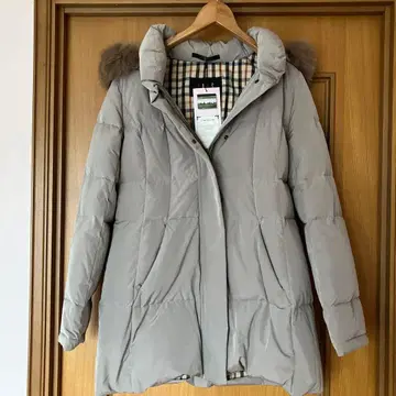 DAKS 그레이 다운 자켓 퍼 포함 미사용