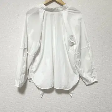 Mila Owen 리본 블라우스