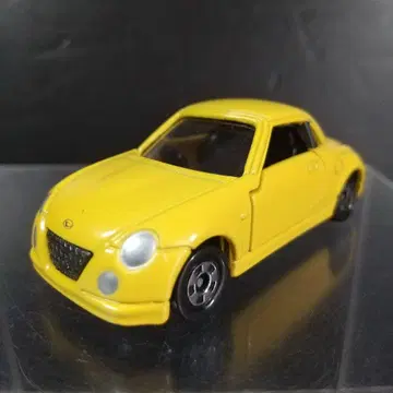 TOMICA 토미카 [ 다이하츠 코펜 ] (옐로우 컬러)