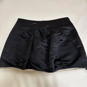 안나리타엔네 ANNARITA N 블랙 벌룬 스커트