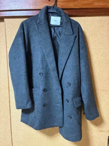 히가시하라 아키 FORME 2025 자코트 그레이