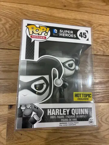 할리 퀸 POP! 45 핫토픽 한정판