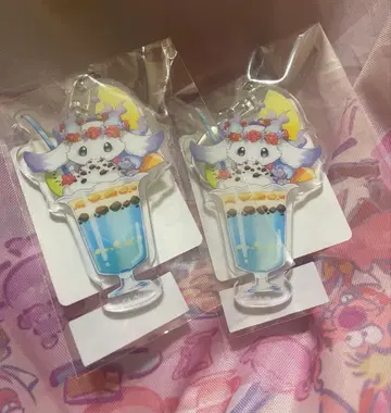 DMM 스크래치 룬룬 아크릴 키링 2점