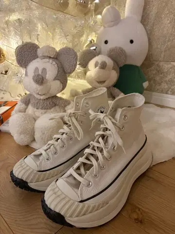 Converse 올스타 화이트 통굽 하이컷 스니커즈