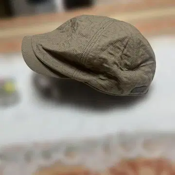 미사용 새상품 베이지 퀼팅 헌팅모