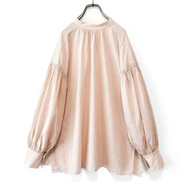 새상품급 어반 리서치 볼륨 슬리브 전후 2WAY 블라우스 스트라이프