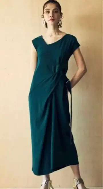 UN3D 롱 원피스 그린