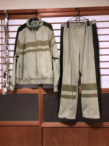 MUZE 야마나카 타쿠야 jieda el conductorH MINUS