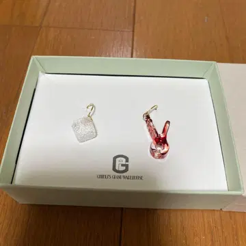 [ 미사용 새상품 ] 지브리파크 한정판 벼랑 위의 포뇨 귀걸이