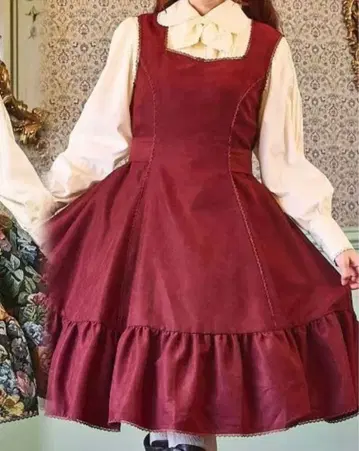 시마무라 쿠루미 프릴 점프 스커트 와인 레드 클라로리 오버롤 스커트