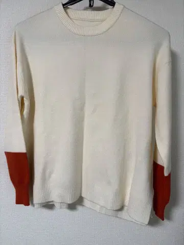 anywise 아이보리 오렌지 긴팔 니트