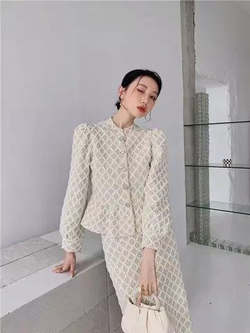 아이보리 뜨개질 디자인 수트 상하의