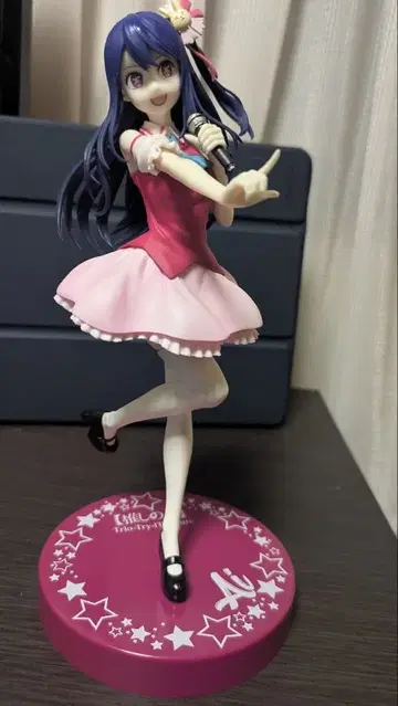 호시노 아이 피규어