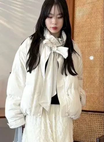 [ 하자품 ] LILYBROWN recycle 리본 다운 화이트