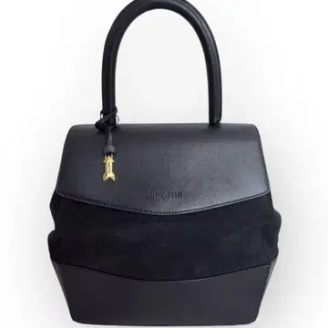 GOLD PFEIL 골드파일 핸드백 가죽 블랙 심플