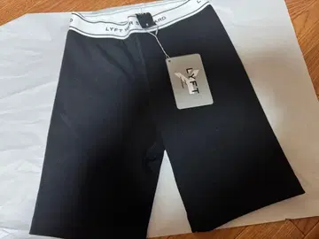 LYFT 블랙 숏팬츠 S