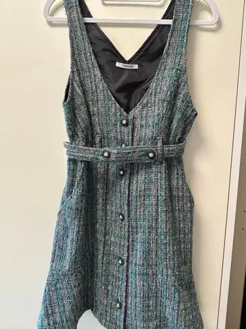 [새상품급] REDYAZEL 트위드 오버롤 스커트 그린