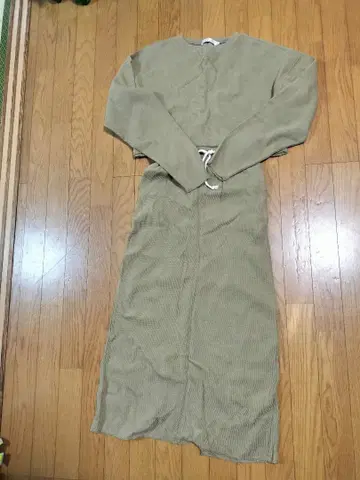 MOUSSY 베이지 긴팔 원피스