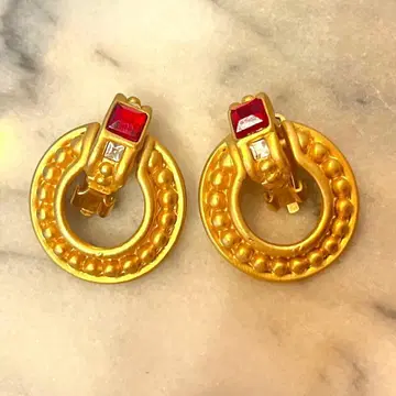 컨디션 최상 Vintage MODLE 귀찌