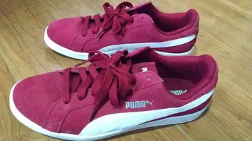 PUMA 스웨이드 레드 스니커즈