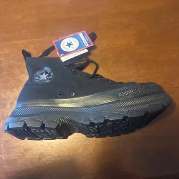 Converse TREKWAVE HI 블랙 하이컷 스니커즈