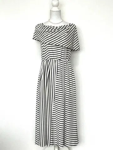 새상품 유키토리이 YUKI TORII/포멀 원피스 사이즈 38