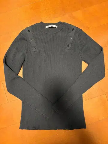 JOHN LAWRENCE SULLIVAN 니트