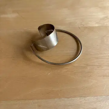 sykia Orbit 헤어 피어스 플레이트 라인 골드