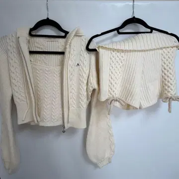 ANDMARY 밀크 리본 니트 세트업