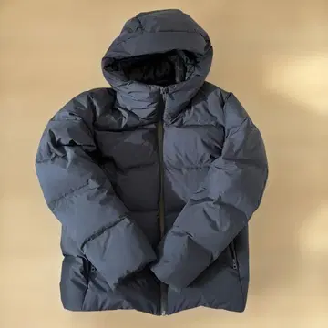 유니클로 심리스 다운 네이비 S 사이즈