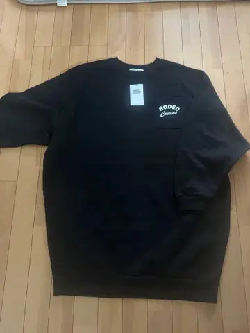 RODEO Crowns 블랙 맨투맨 FREE