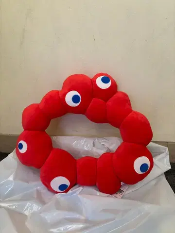 미야쿠미야쿠 변신 쿠션