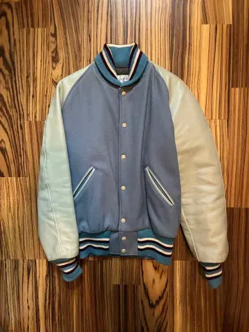 Catchball 바시티 자켓 사이즈 38 라이트 블루/화이트