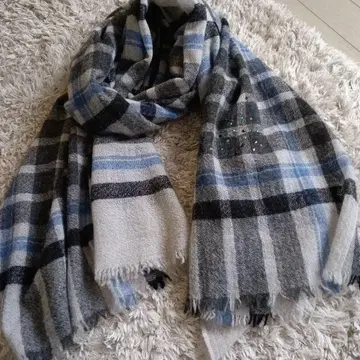 새상품급 체크 캐시미어 100% 스톨