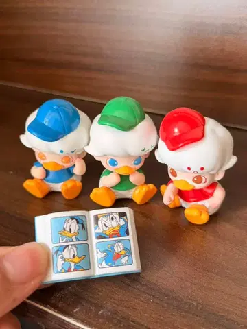 POPMART DIMOO DISNEY Three Nephews