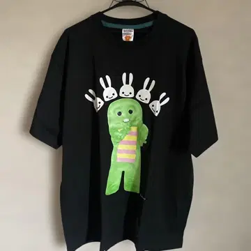 CUNE 캐릭터 T셔츠 블랙