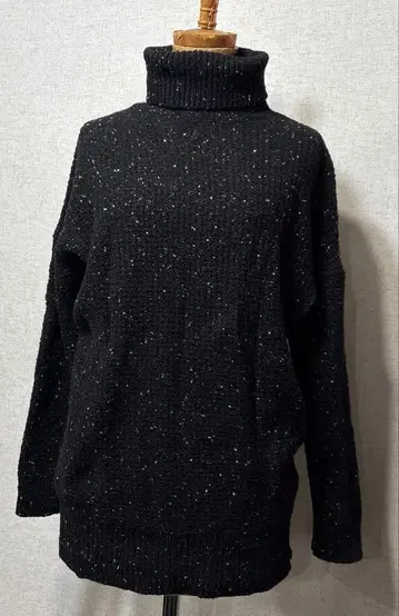 iCB 터틀넥 S 새상품급