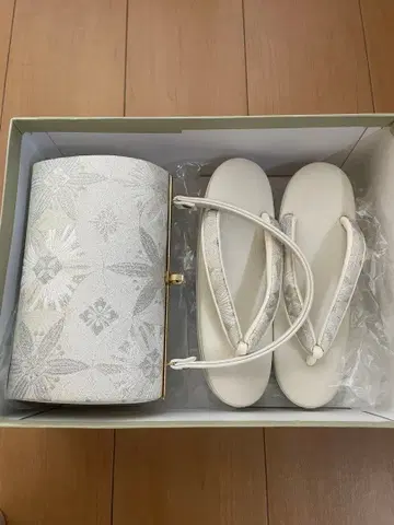 조리와 핸드백 세트