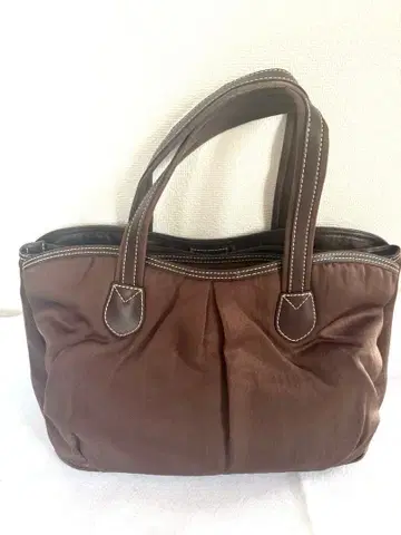 ELISE TRAN 엘리제 트란 토트백