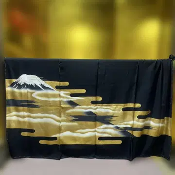 전통 예복 기모노 블랙 전통 예복 기모노 가봉 후지산