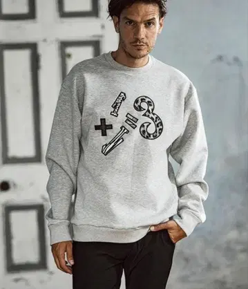 [새상품급] 맨투맨 우노피우우구알레3 RELAX